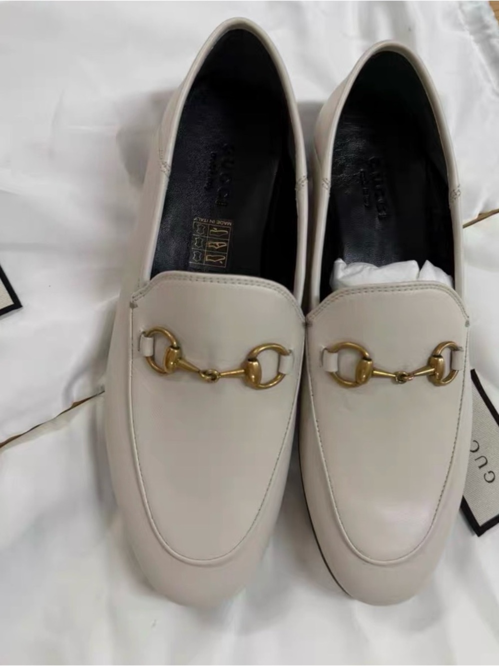 🚩steal Gucci Cream Leather Loafers with Gold Horsebit